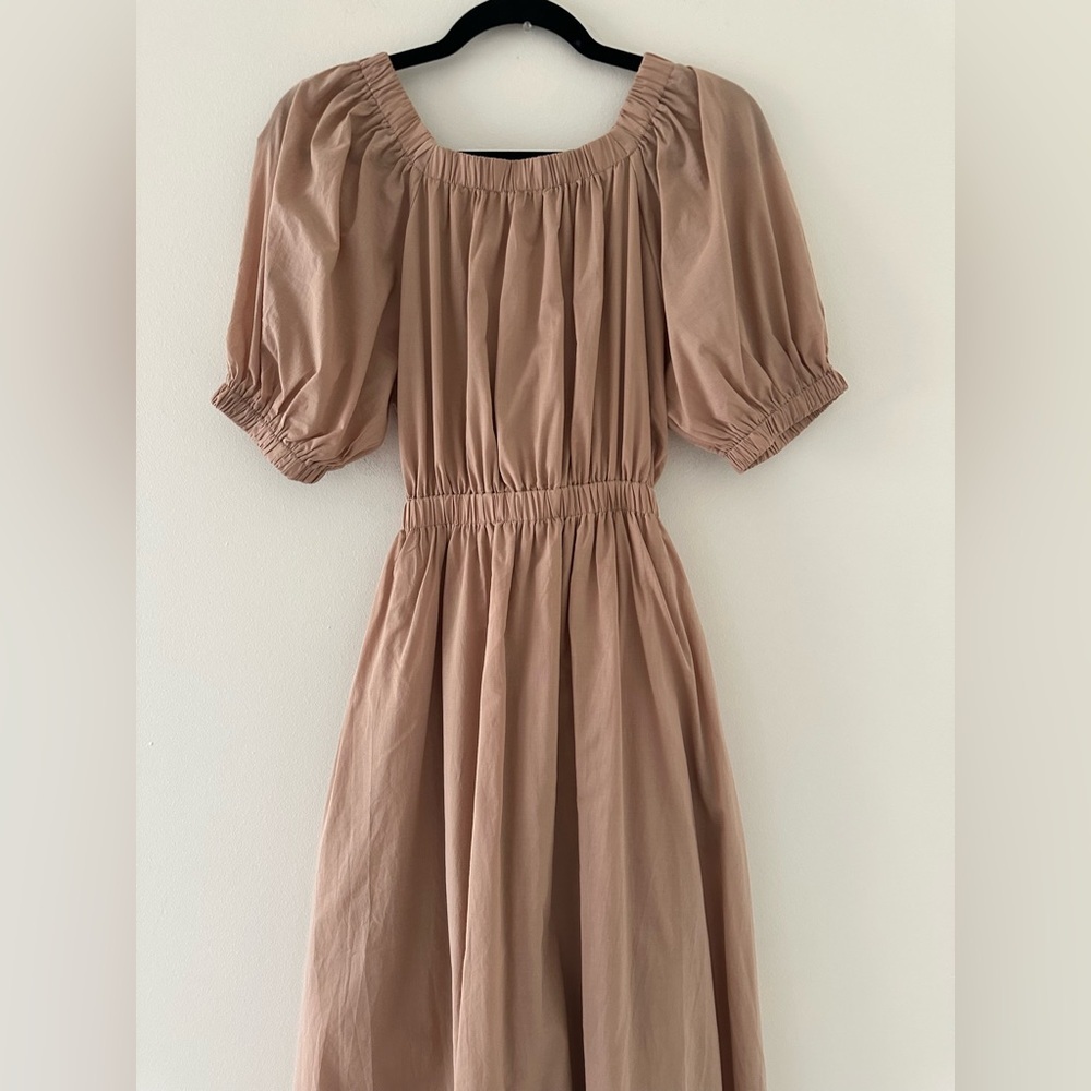 NWT Petal & pup Ollie beige midi-length puff sleeves open back dress new - Picture 5 of 9